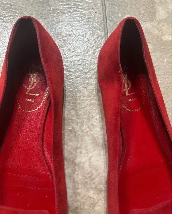 Yves Saint Laurent Red Suede Flats with Gold Toe Caps size 40/10US. - Image 2