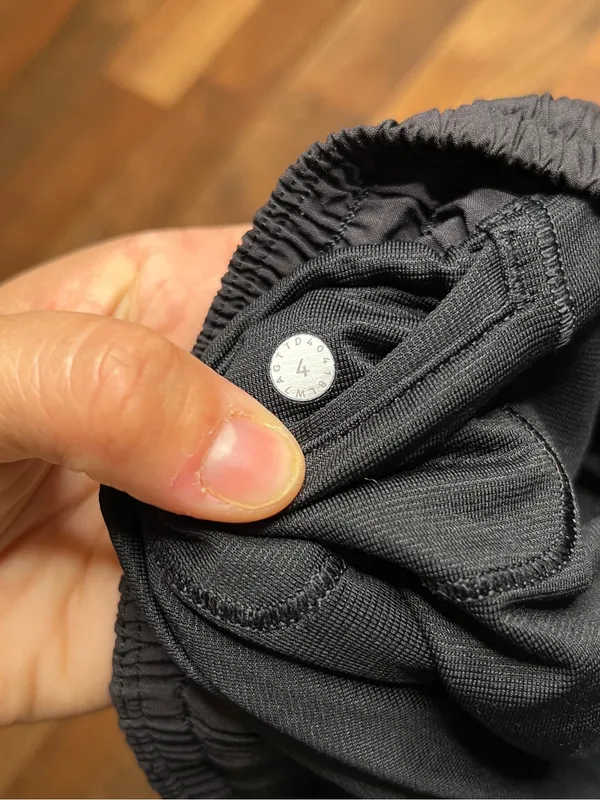 lululemon athletica Black Women's Running Shorts with Reflective Trim Size 2 - Image 6