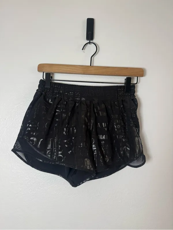 Lululemon Hotty Hot Short II *Long 4" Manifesto 20YR Manifesto Foil Black Black - Image 3