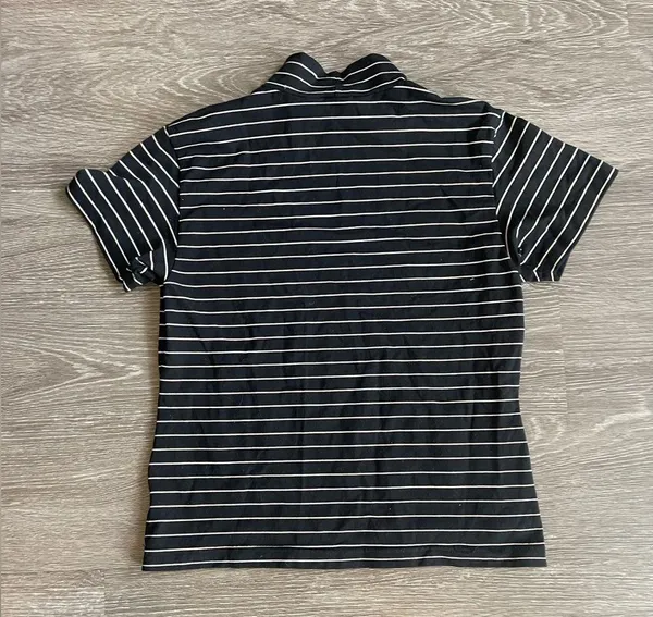 Liz Claiborne Mock Neck Tee - Image 3