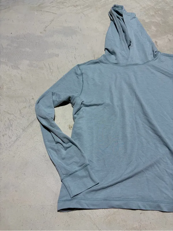 Toes on the nose Light Blue Hooded sweatshirt medium - Image 2