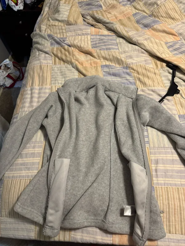 Columbia Zip-Up Fleece Jacket - Image 3