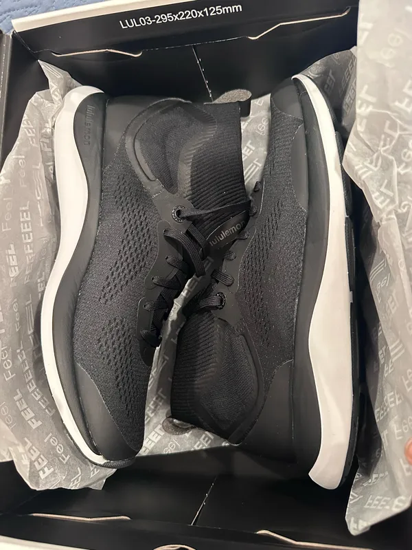 Women’s Chargefeel Lululemon workout Mid - Image 4