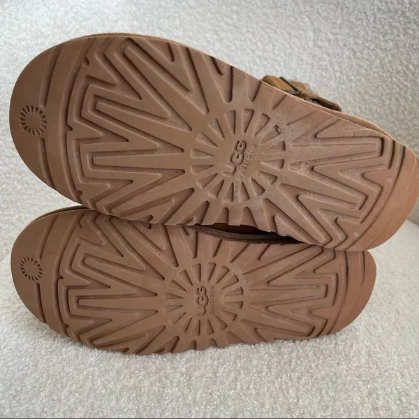 UGG Chestnut Cambridge Knit Suede 1003175 Boots Booties 6 - Image 8