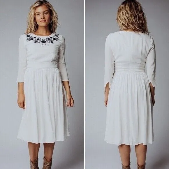 Mod Ref Midi‎ Dress Small White Embroidered Boho Resort Beach Bridal Casual - Image 2