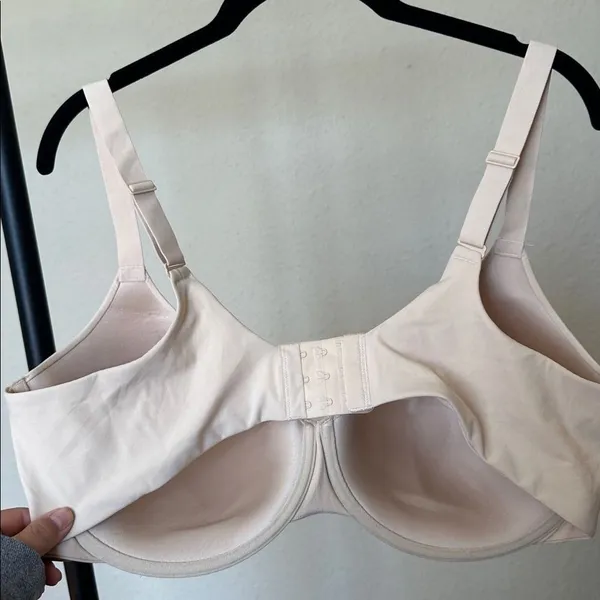 Skims Fits Everybody T-shirt Demi Bra Sand Size 42D - Image 6