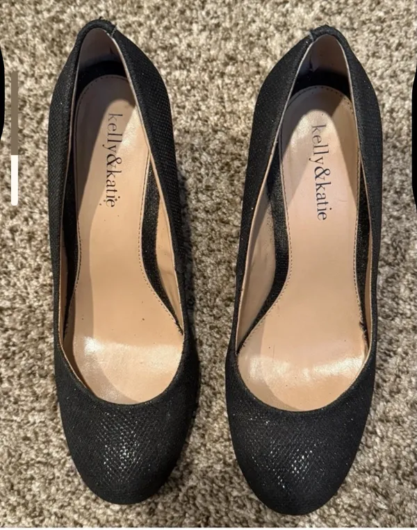 Kelly & Katie Isabella Heels Size 8 1/2 M Black Sparkle - Image 2