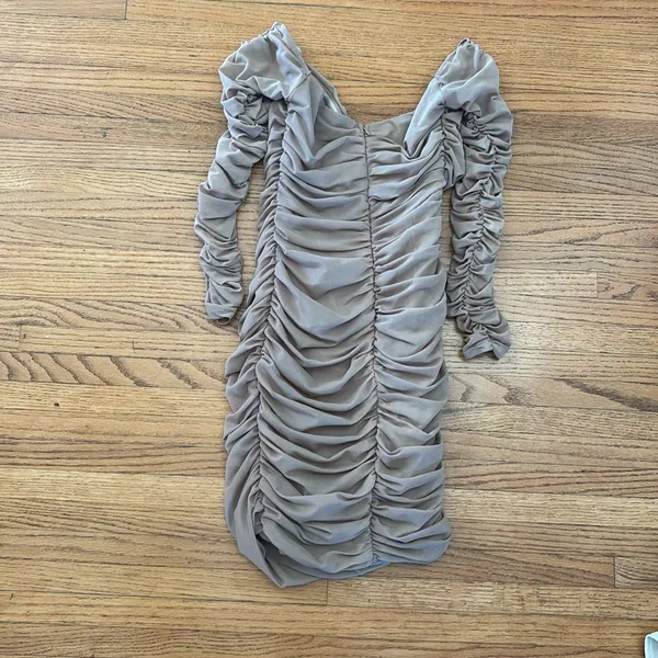 Dainty Paris rouched dress Brown - Image 3