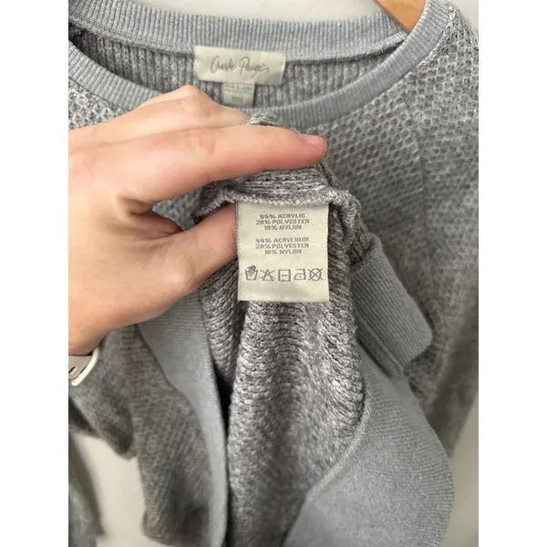 Charlie Paige Gray Waffle Knit Pocket Sweater Medium - Image 4