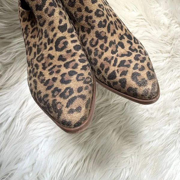 Lucky Brand Chelsea Cheetah Bootie Sz 5.5 - Image 3