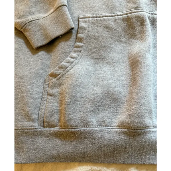 Taylor Swift 1989 Tour Hoodie Size M Grey Purple Center Pocket Cozy Official Mer - Image 5