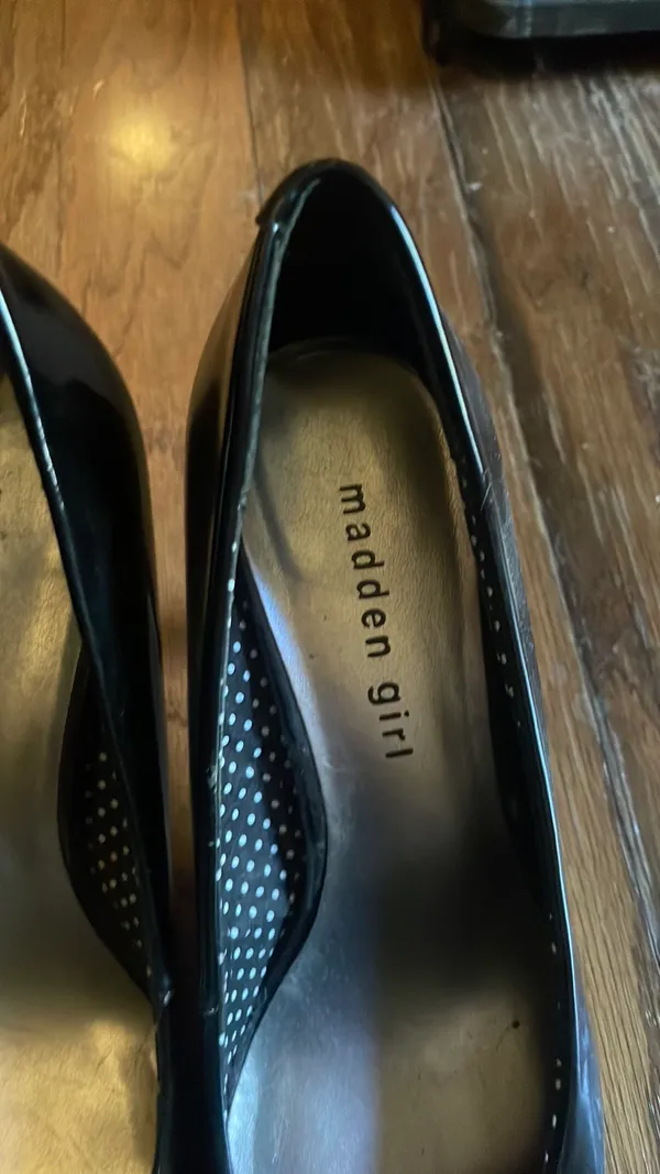 Madden Girl Black Heels - Image 3