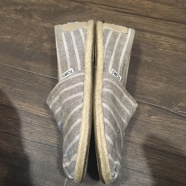 Tom’s gray striped classic slip on flats - Image 4