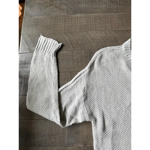 American Eagle Grey Pullover Knit Sweater Partial Button Long Sleeves Size S‎ - Image 3