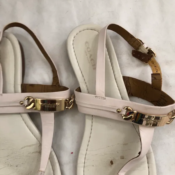 Coach Patent Leather T-Strap Logo Plate Caterine Sandals Light Beige Size 8 - Image 2