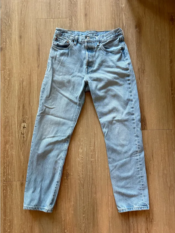 Premium 90s Levi’s 501 Jeans - Image 3