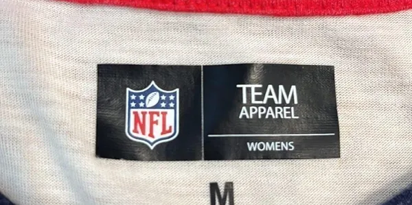 𝅺nfl womens New England patriots t-shirt size medium. - Image 3