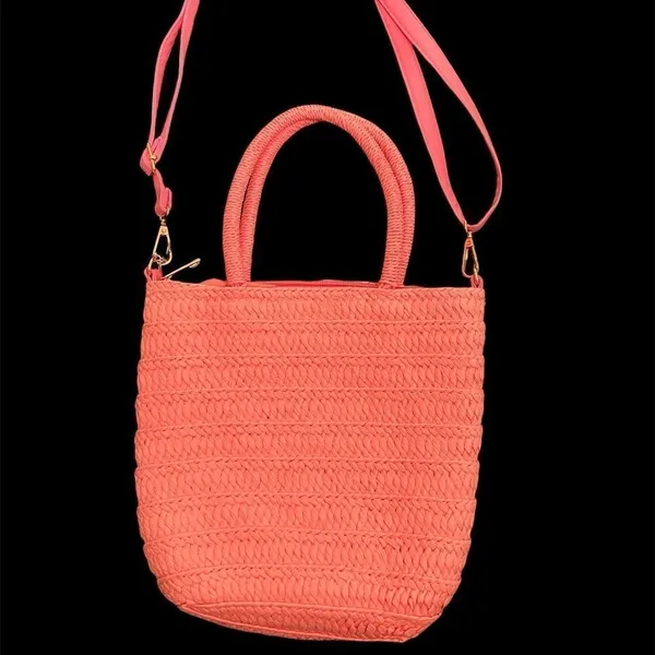 Crossi NWT pink woven straw handbag with handles and removable crossbody strap - Image 2