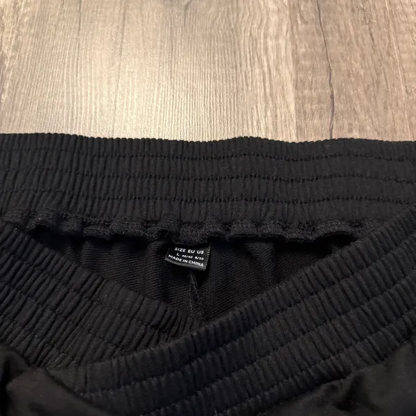 SHEIN Black Lounge Shorts - Image 3