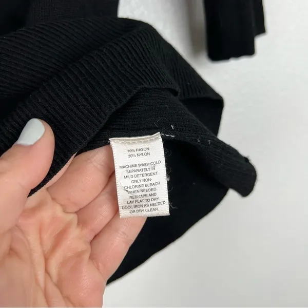 WHITE House Black Market Knit 3/4 Sleeve Sweater Black‎ Sz M - Image 2