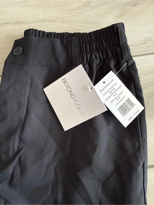 Beyond Yoga Status Tapered Pants Black Small NWT - Image 7