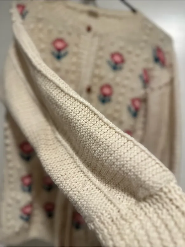 VTG Cream Peruvian alpaca knit bobble popcorn floral AOP Cottagecore cardigan. - Image 9