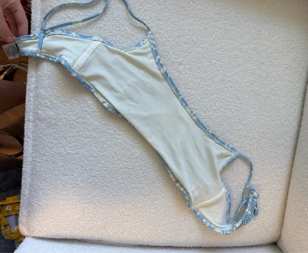 Triangl Bikini Top - Image 8