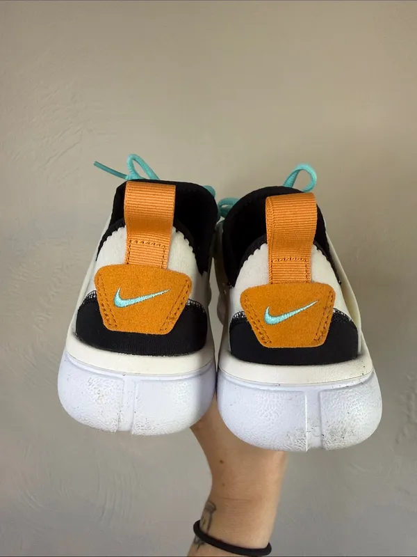 Nike Acalme Training Sneakers Black Aqua Orange Women’s 6.5 - Image 3