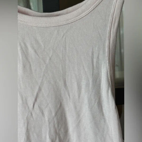 Aritzia Sunday Best ReRib tank top ribbed scoop crop sinch seamless lilac bloom - Image 6