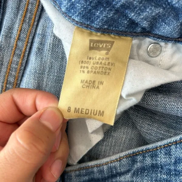 Levi’s 518 Low Bootcut Jeans Women’s Size 8 Medium Blue Denim - Image 4