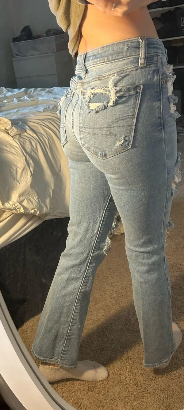 American Eagle Jeans - Image 2