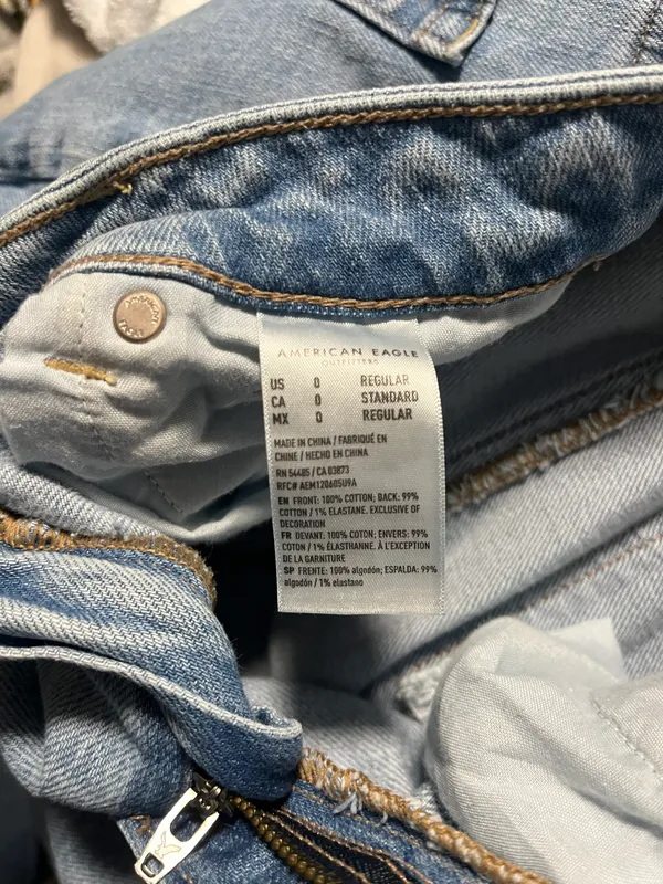 American Eagle Mom Jean Strigid - Image 5