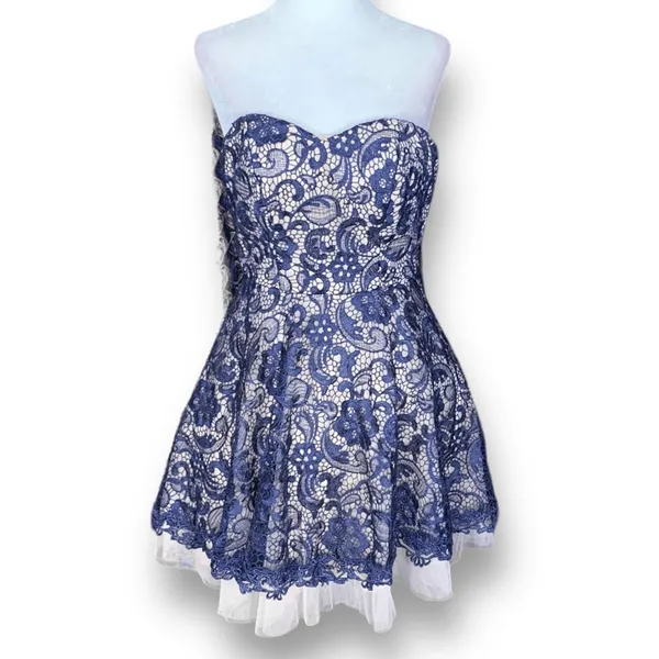 Camille La Vie HOCO Homecoming Dress Navy Lace Strapless Fit Flare Romantic - Image 8