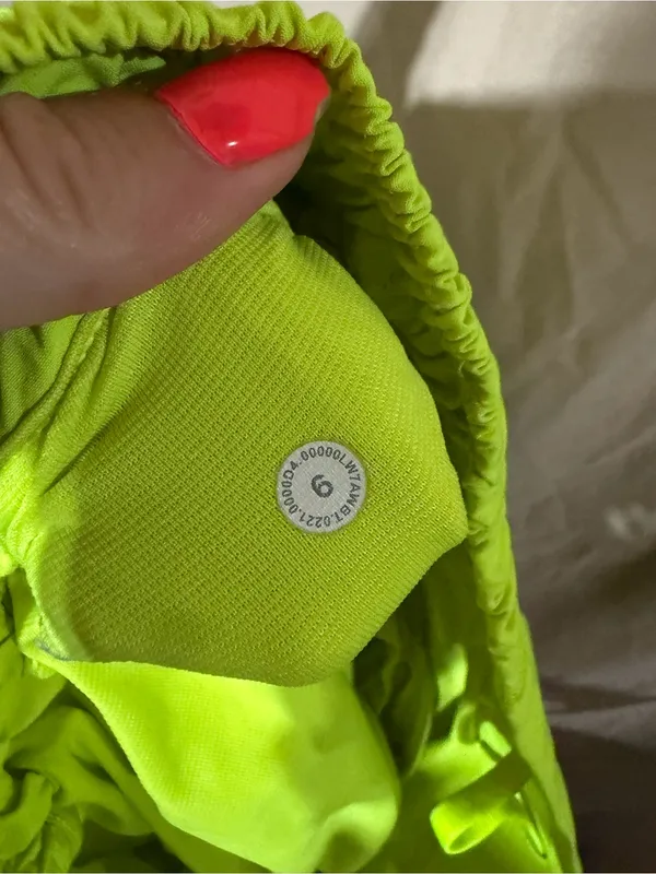 Lululemon Hotty Hot Short II *Long 4 - Image 4