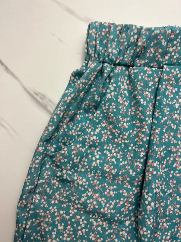 Painted Threads Floral Shorts - Image 5
