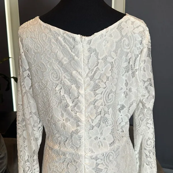White Floral Lace Mermaid BodyCon Dress Sheer Ruffle Hem Tag XXL (U.S. L) NEW - Image 6