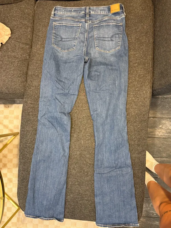 American Eagle High Rise Skinny Kick Jeans - Image 2