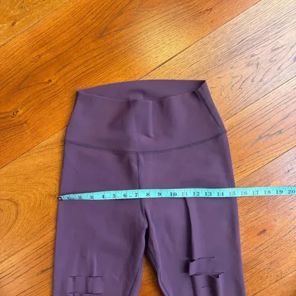 Alo Yoga high waisted ripped Warrior Leggings size M‎ - Image 9