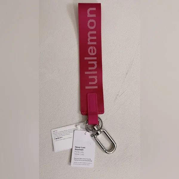 Lululemon NWT Never Lost Keychain (PSNT/WHT) SOLD OUT Color Code Pink & White - Image 2
