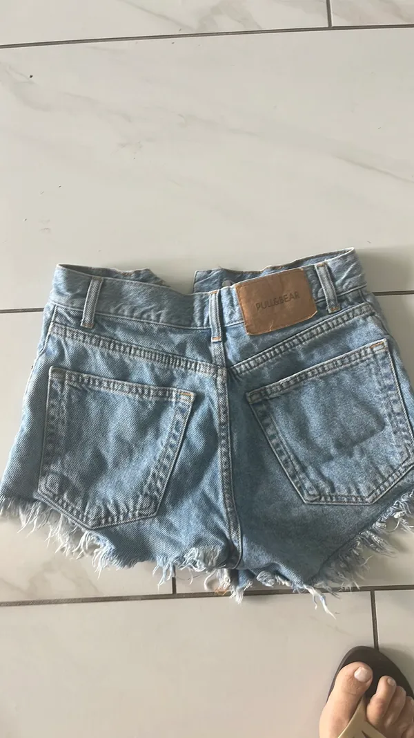 Pull&bear jean shorts - Image 4