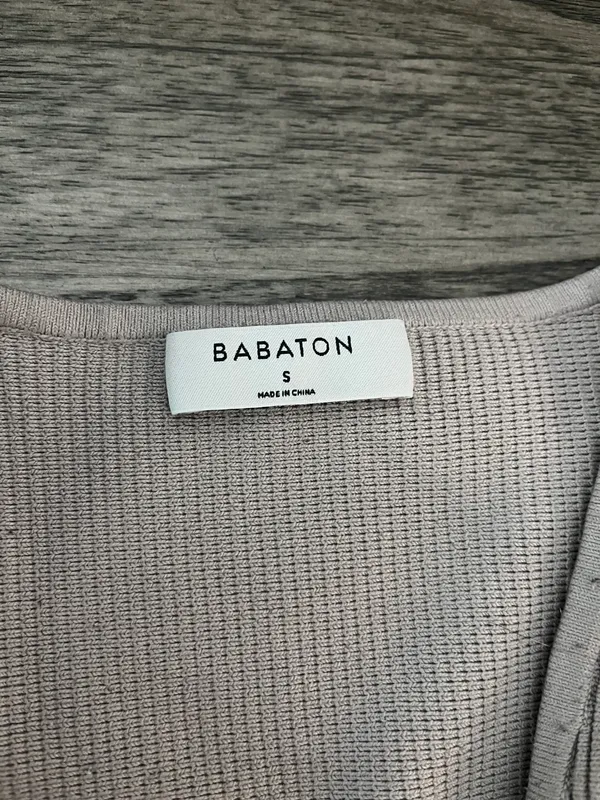 Aritzia Crop Top - Image 3