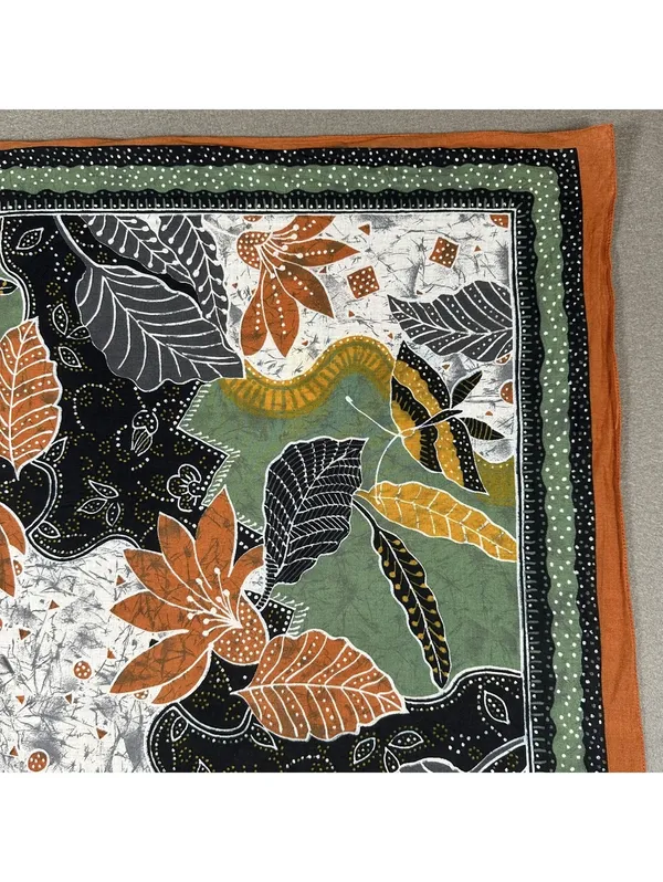 Vintage Accessory Street Oscar De La Renta Leaf Pattern Cotton Scarf - Image 4