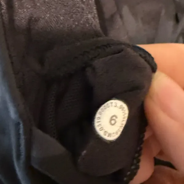 Lululemon Athletica Black Patterned Sports Bra - Image 5