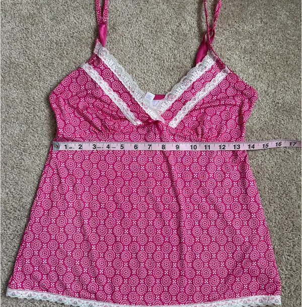Marilyn Monroe Pink Camisole With Lace Trim. Size Small - Image 5