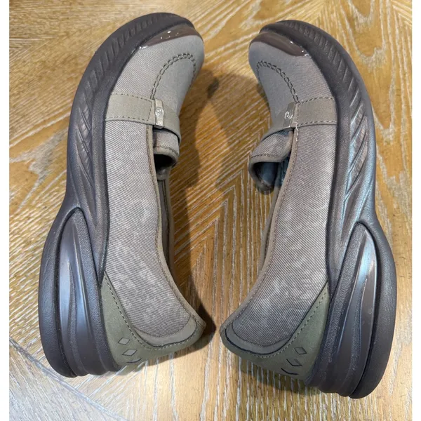 BZees Nugget Morel Slip On Loafers Taupe Grey Fabric Comfort Shoes Size 10 - Image 9