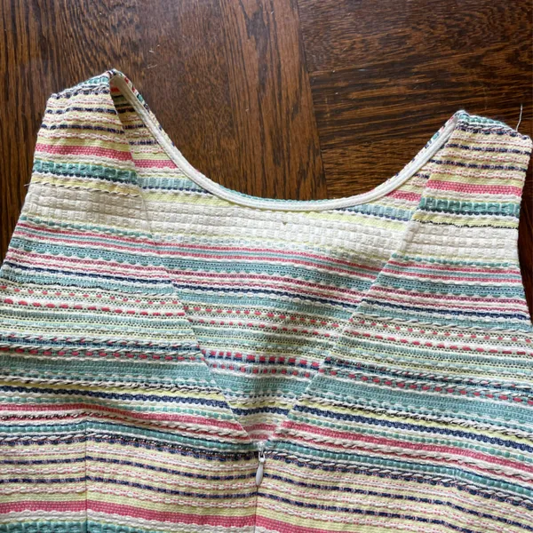 Vilagallo EUC Multicolored tweed shift dress Summer tweed textured V back Blue Size 4 - Image 3