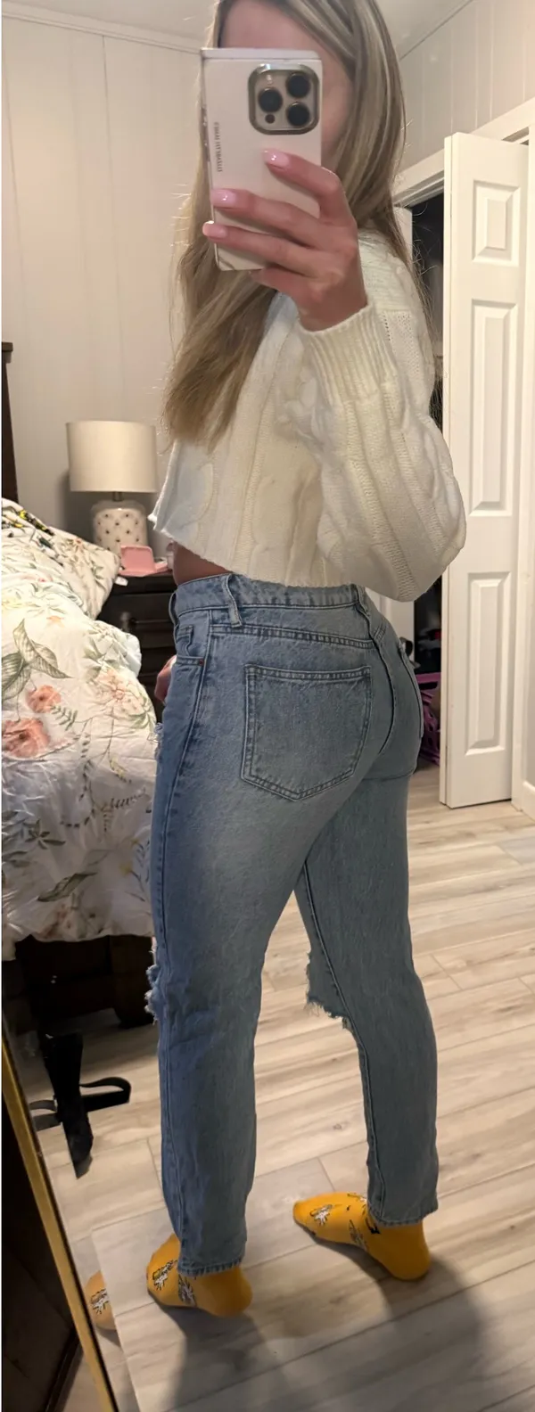 PacSun Mom Jeans Ripped - Image 2