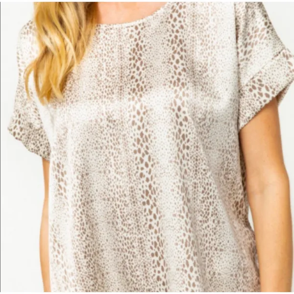 Entro Womens M Satiny Short Sleeve‎ Animal Print Top Shirt Taupe Cream Boho - Image 4