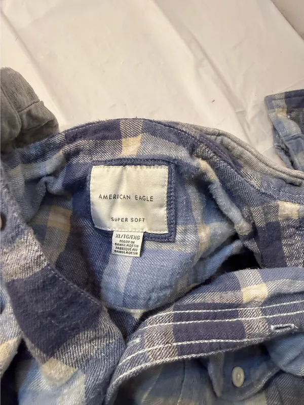American Eagle hooded flannel shirt men’s size XL - Image 3