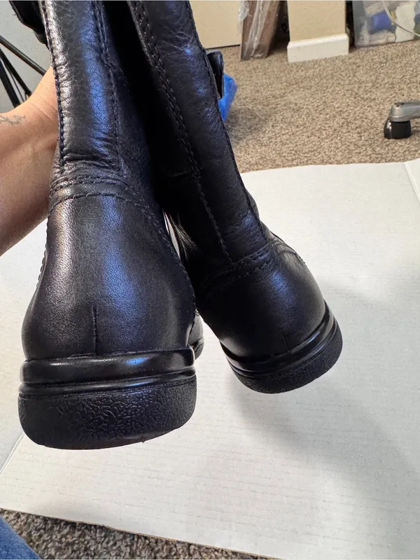 Clarks Black Leather Mid Calf Boots Womens 9.5 Fall Classic Comfort - Image 6
